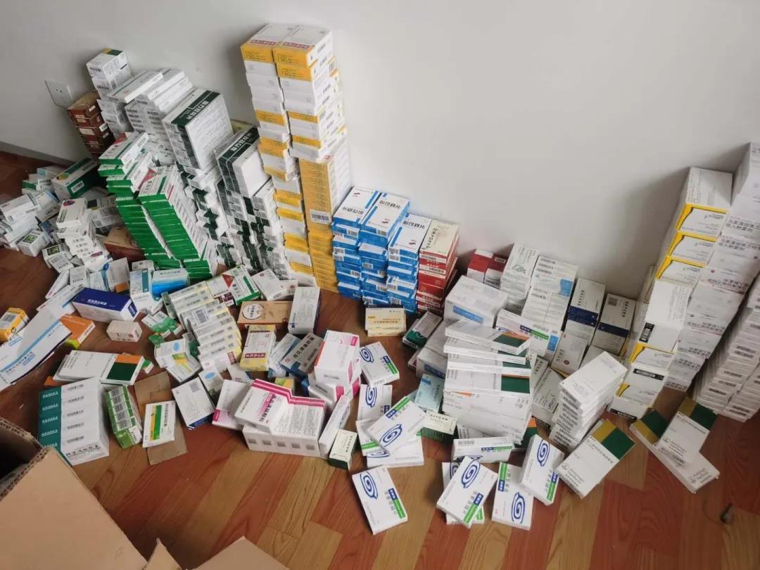 北京警方重拳出擊，搗毀30余處“黑診所”“黑窩點(diǎn)”，拘留48人涉消毒器械銷(xiāo)售